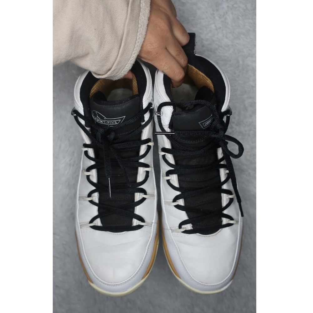 JORDAN NINE POINT FIVE